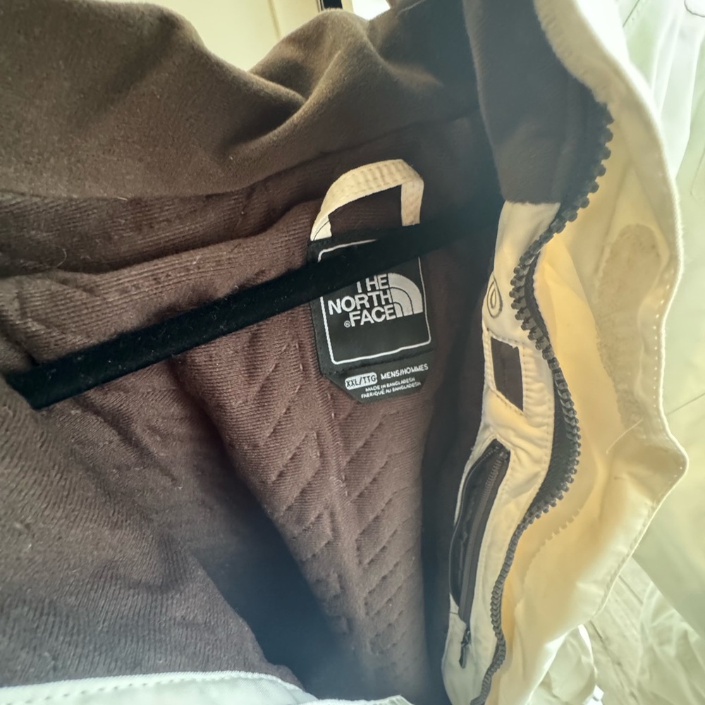 The North Face White Ski Jacket, Chocolate Lining - Picture 5 of 5